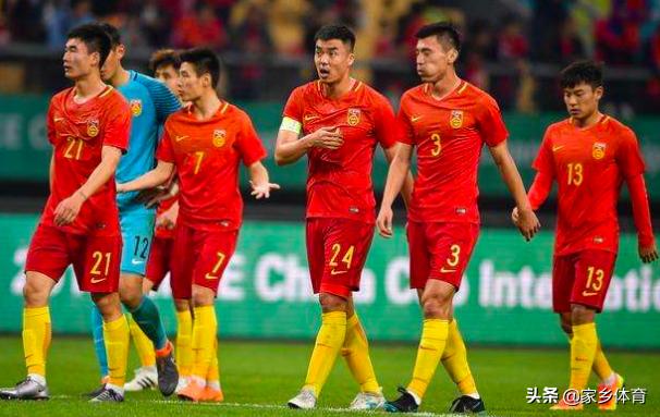 中国惨败泰国足球阵容,3000万打了水漂丢失致命关键球