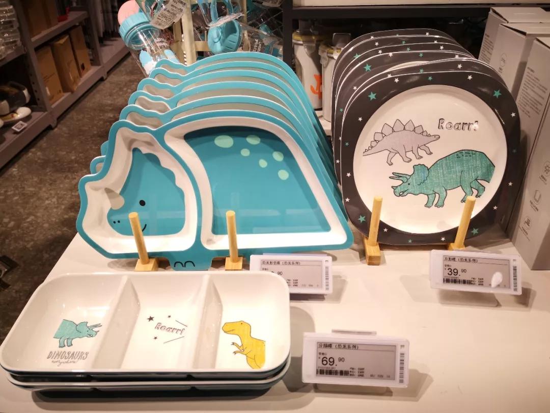 天山路街道百盛优客,天山优客百盛