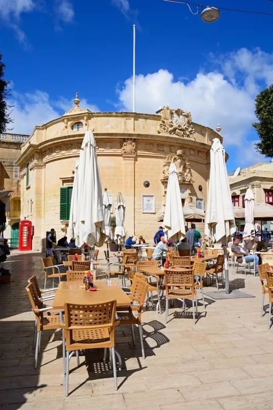 放在地图上很难找到的10个国家,地图上小到看不见的地区