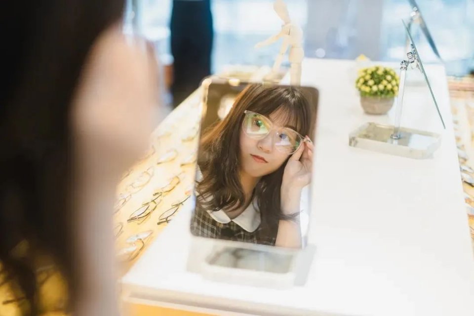 便宜防蓝光眼镜推荐 (好看又便宜的蓝光眼镜)