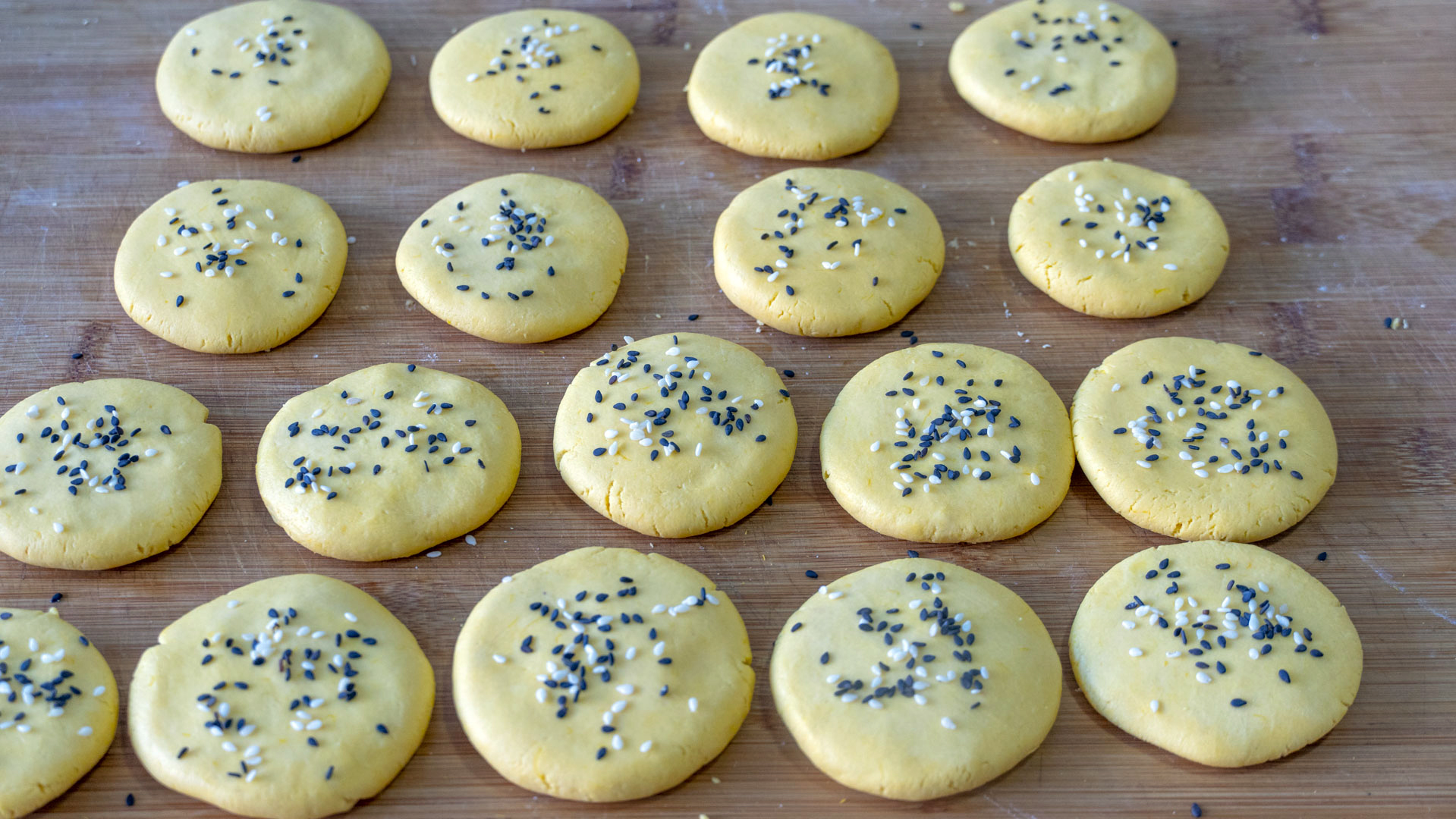 吃什么食物可以代替黄体酮催月经,吃哪些食物可以补充女人的黄体酮