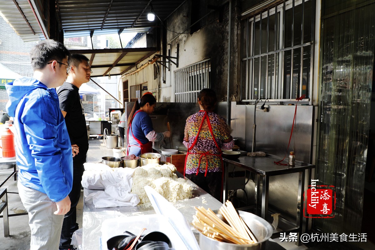 镇江美食三怪,镇江美食推荐锅盖面