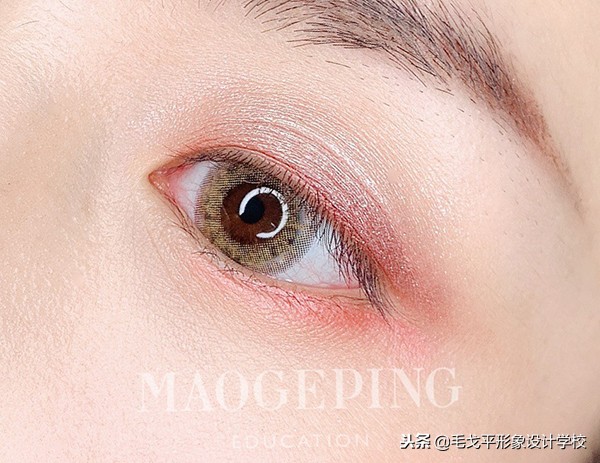 妆怎么画好看又精致,妆怎么画才能显脸小