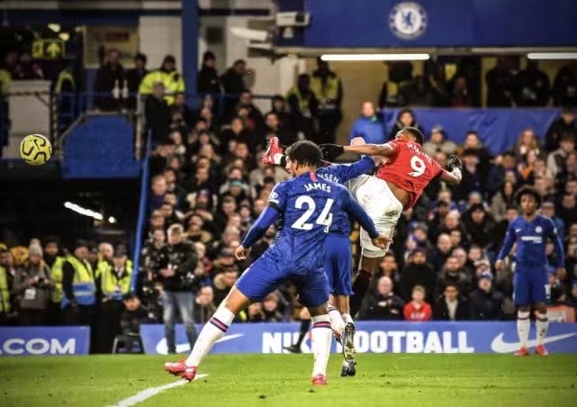 断子绝孙脚的致命一击,蓝军各项赛事4场不胜沦为笑柄