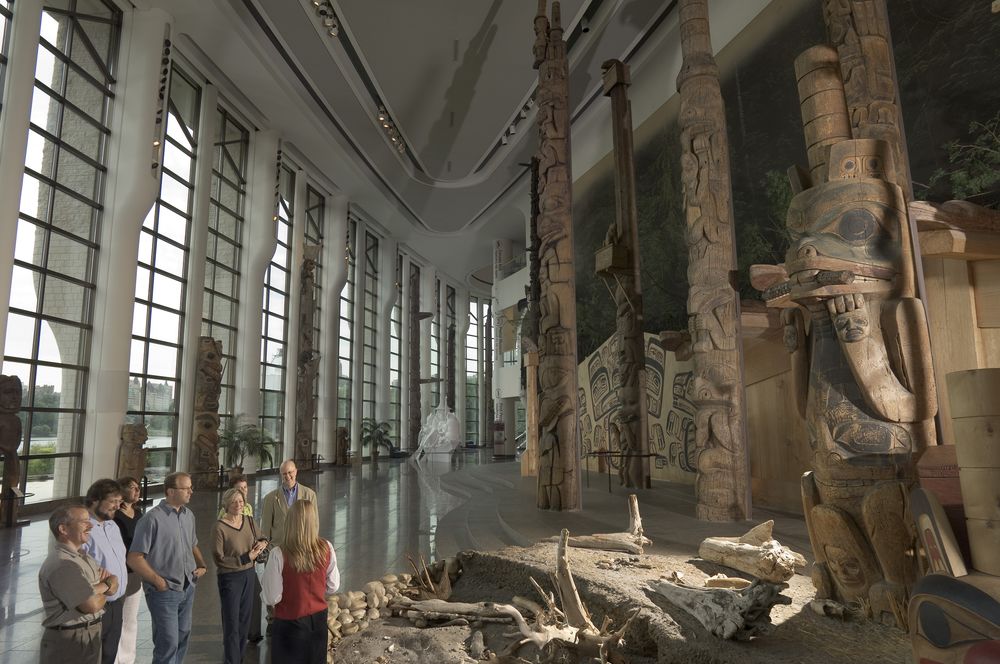 这场Dior杭州时装展，让我梦回2年前的加拿大