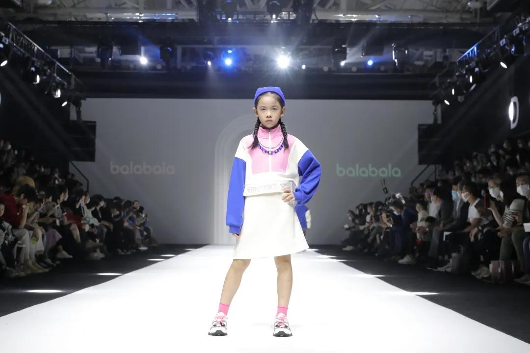 巴拉巴拉童装时装周,上海时装周2021童装巴拉巴拉
