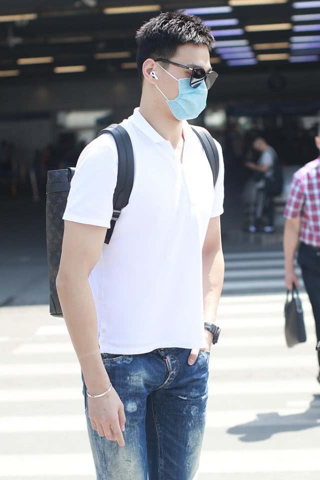 孙杨穿什么裤子好看,孙杨穿衣搭配图片