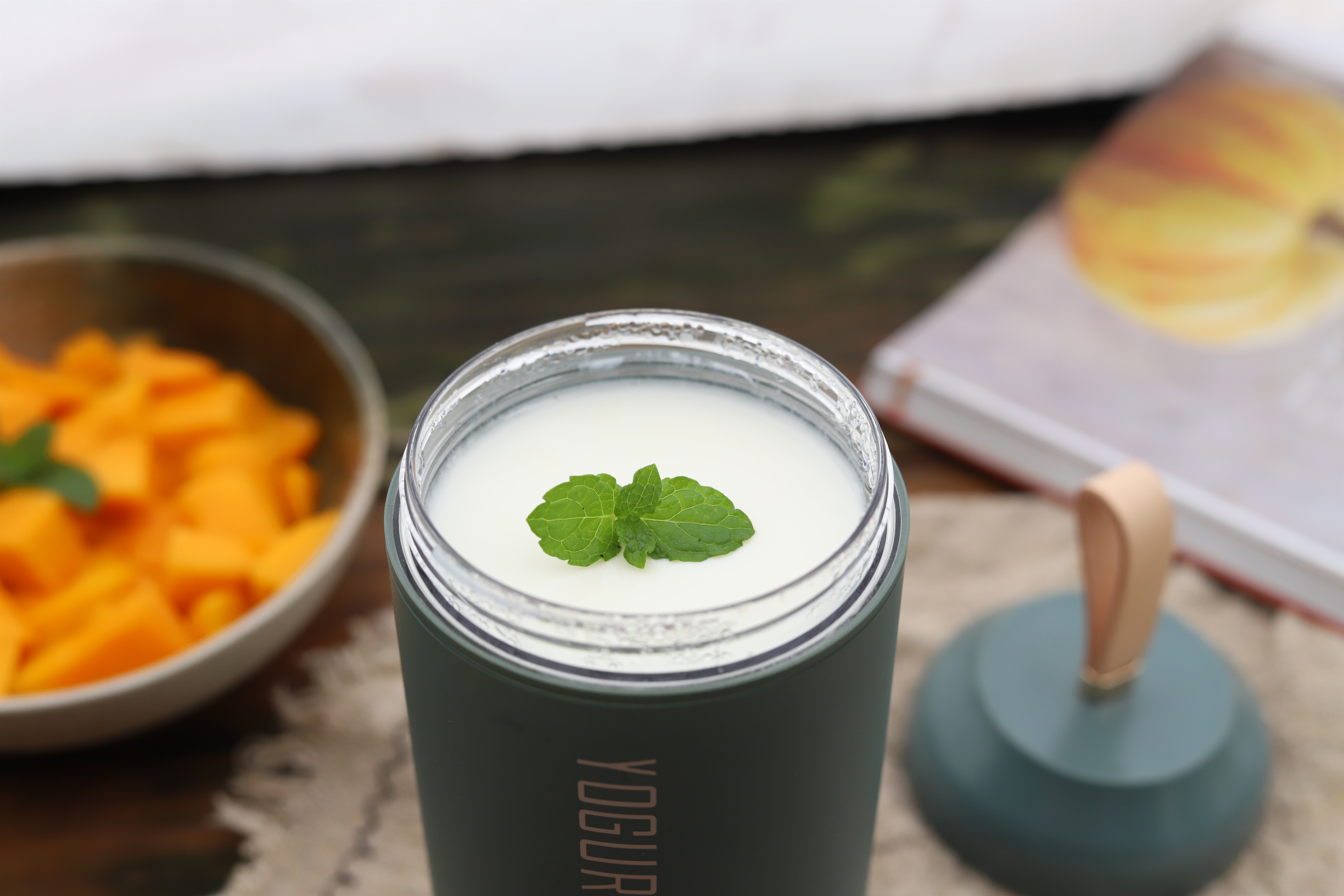 自制酸奶凝固但是不拉丝,自制酸奶特别粘稠都拉丝了