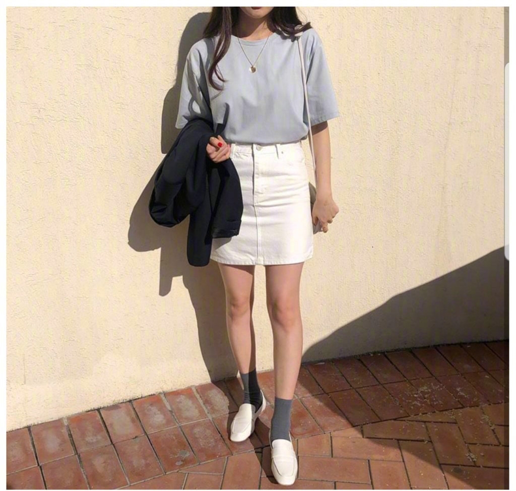 跟着关晓彤学瘦腿,和关晓彤一起学穿搭