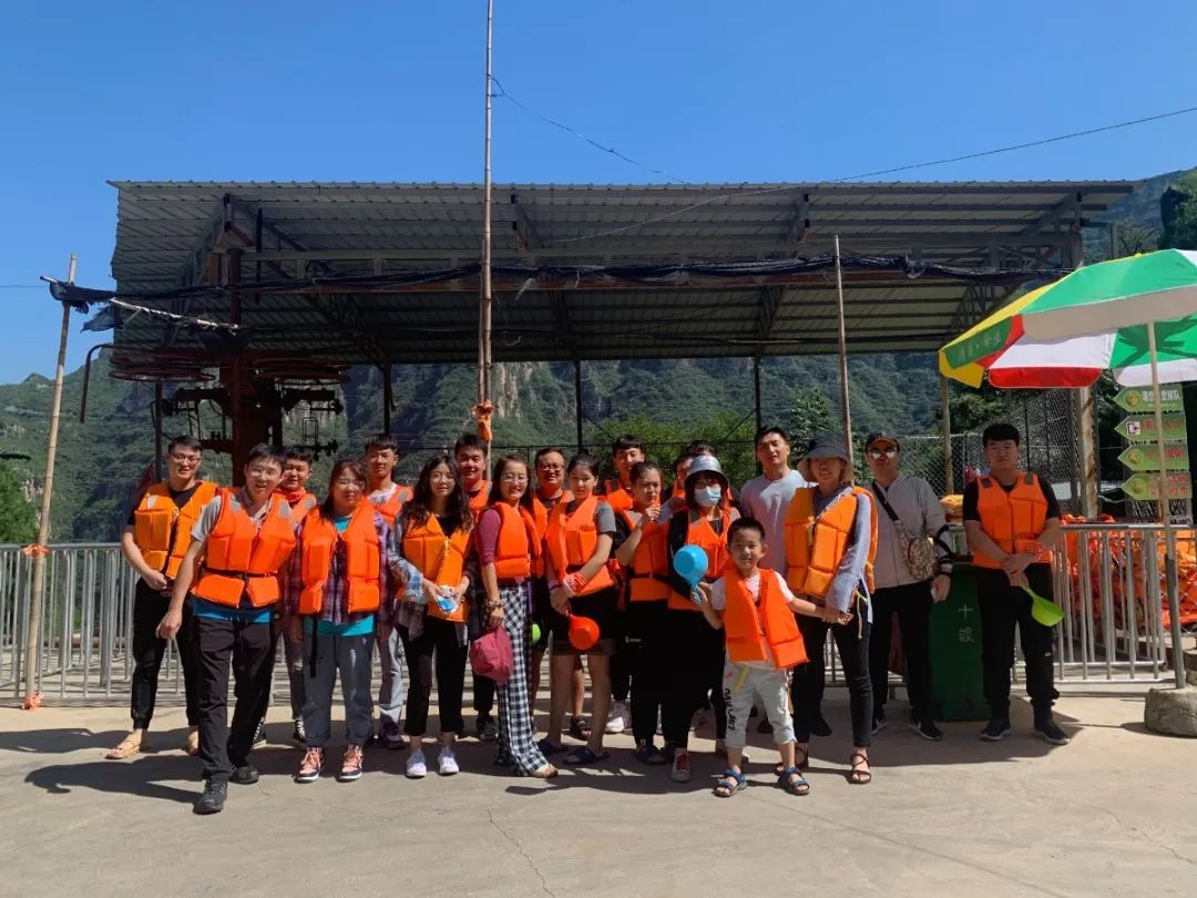 乐业乐活北京总公司十渡之旅完美结束