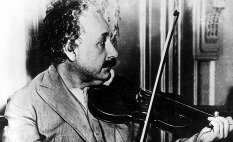 音乐课堂以美育人,音乐教学与素质教育并存