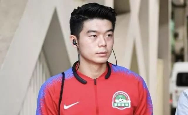 恒大外租小将年薪2700万？胡睿宝回应：有人为赚稿费捏造事实