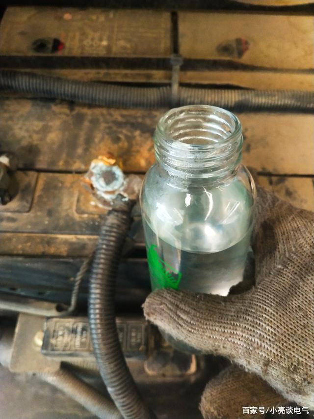 铅酸电池极柱腐蚀原因,汽车电池极柱修复