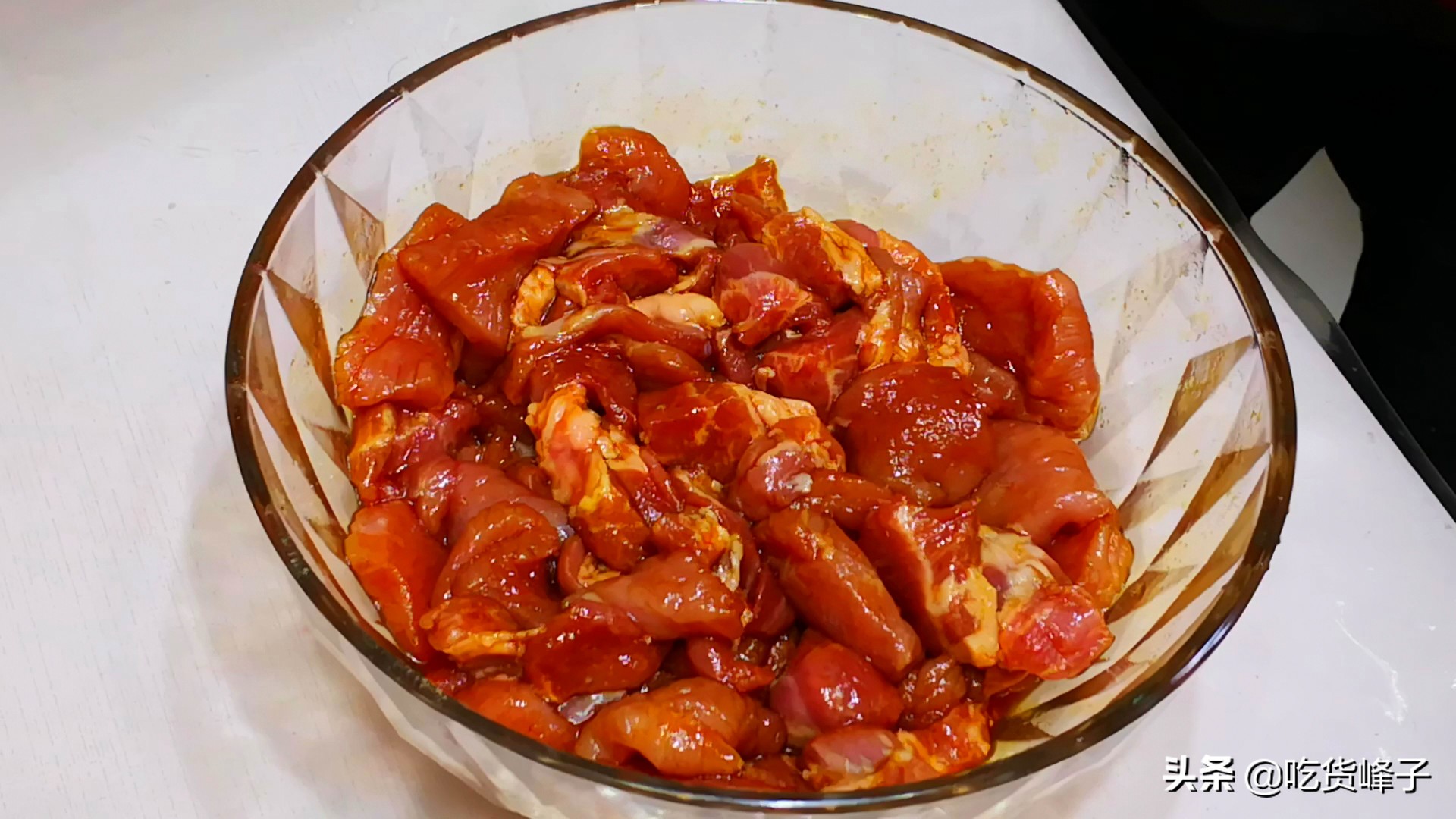 爱吃肉粽子不用买，教你在家做，从包到煮详细讲解，比买的更好吃