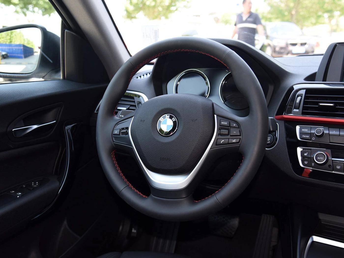 11万公里的宝马2系敞篷值得入手吗,敞篷车四座宝马2系优缺点