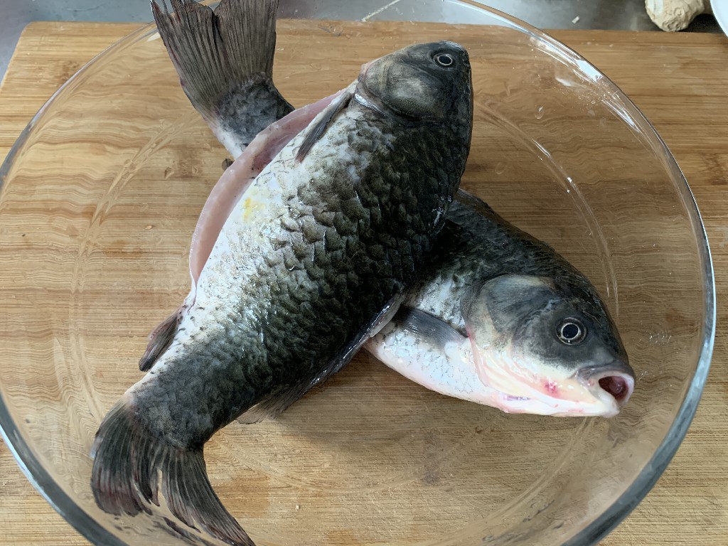 给鱼去腥技巧,鱼里加点醋可以除腥吗