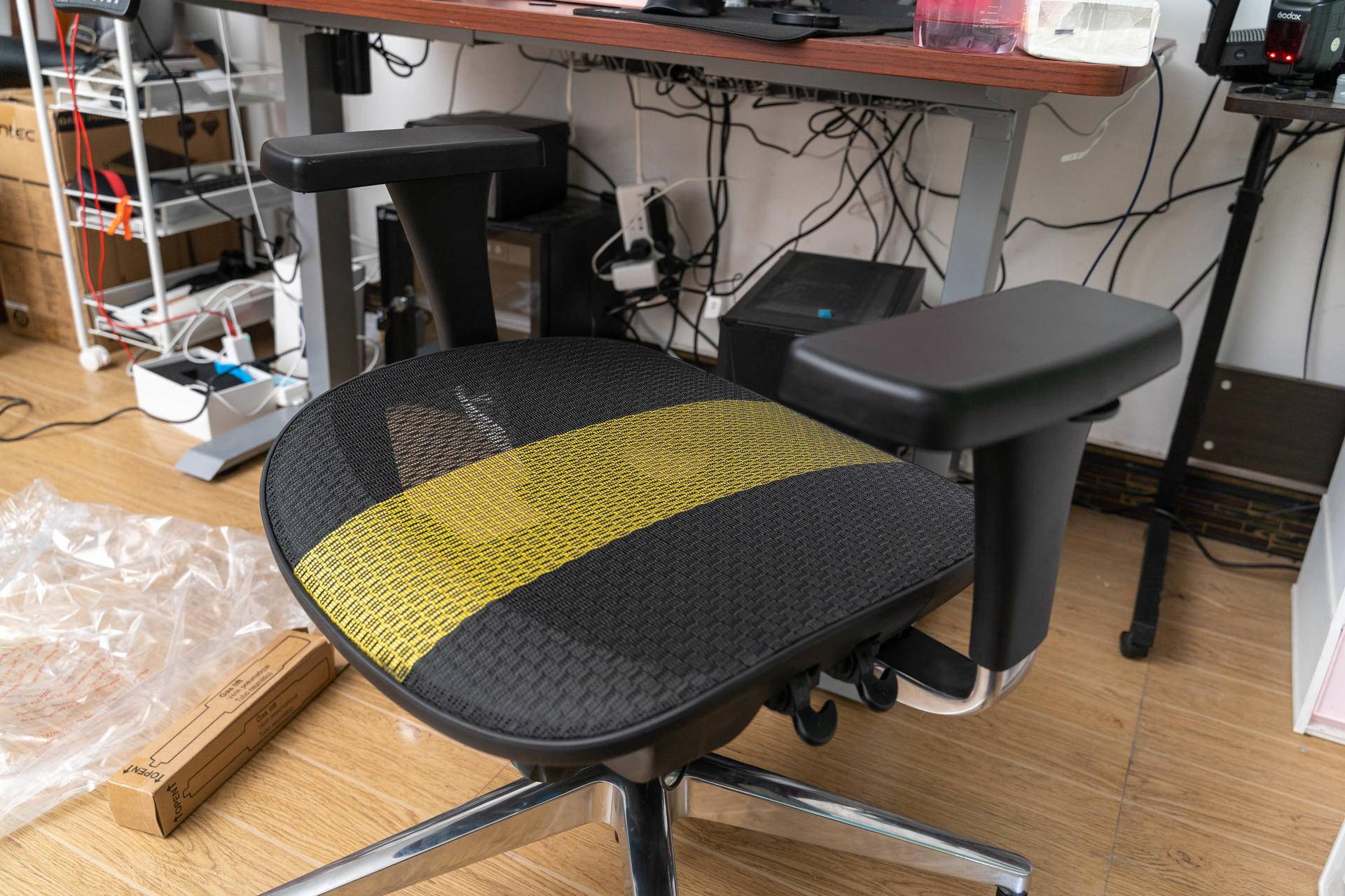 电脑椅选布的还是皮的,电脑椅选电竞椅还是人工椅