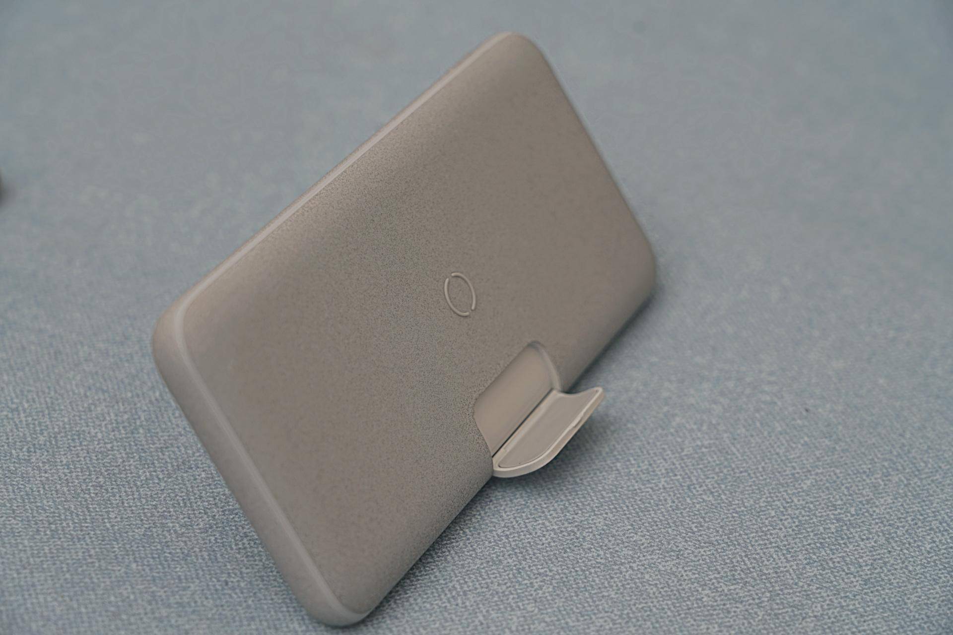 南卡充电宝测评缺点,南卡充电宝与绿联无线充电宝对比