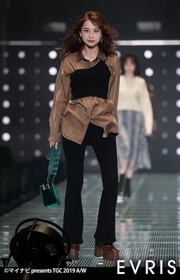 一米五小粗腿,158腿粗矮个子t台走秀穿什么