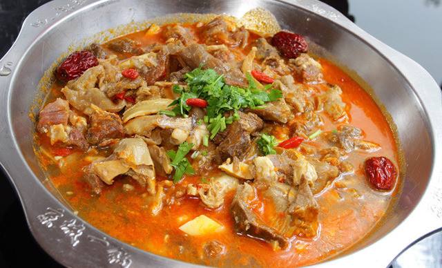筋头巴脑羊蝎子火锅的做法,麻辣羊棒骨蝎子牛骨火锅配方教程