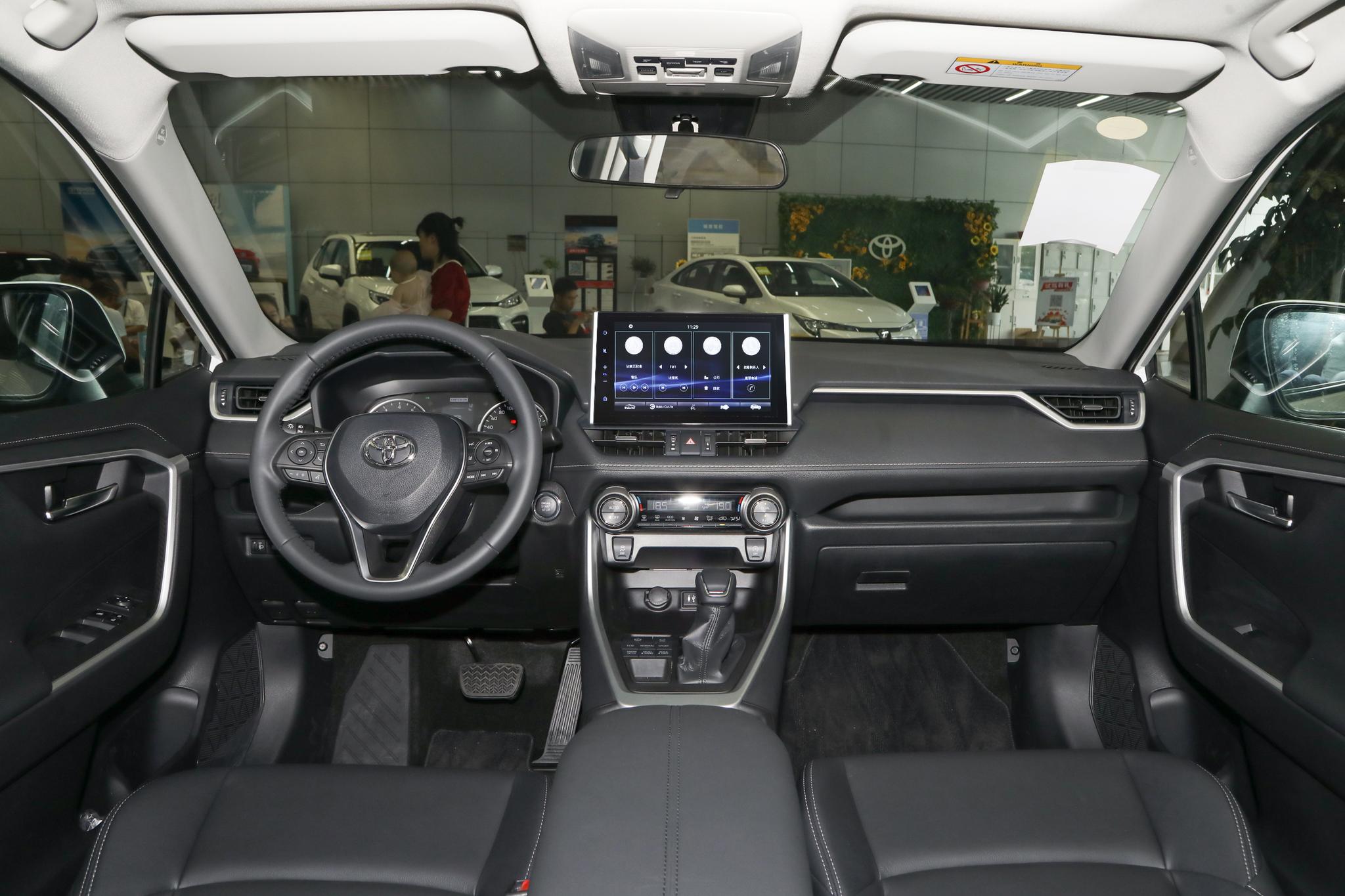 30万2.0t四驱车长4.6米合资suv,合资品牌配置丰富买这款suv准没错