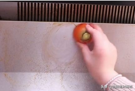 油烟机油渍污垢怎样清除,油烟机油垢清洗妙招图解