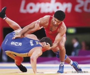 膝关节内侧副韧带损伤手法视频,膝关节外侧副韧带损伤的程度判断