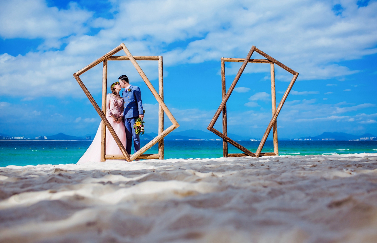 这里号称“中国马尔代夫”，连冯小刚也来取景，好吃好玩还不贵