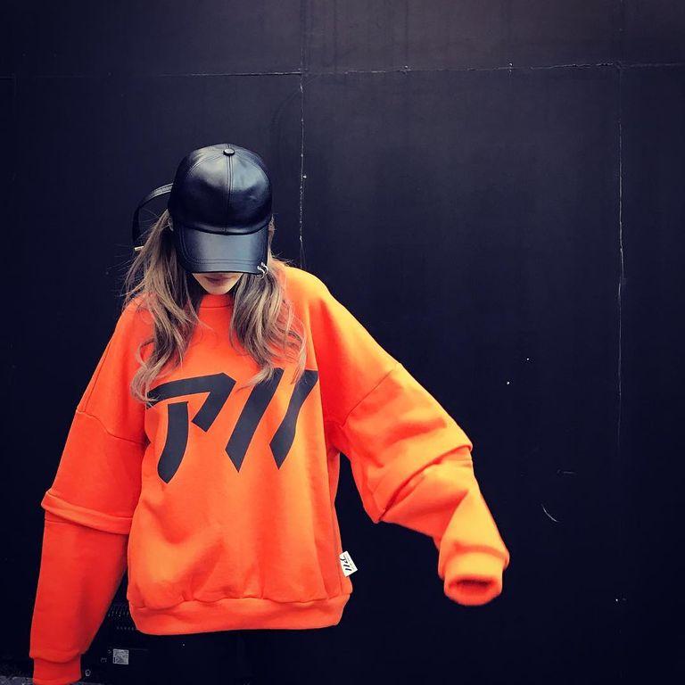 周扬青这样穿：5款时尚单品打造“酷甜系”女生，收服罗志祥