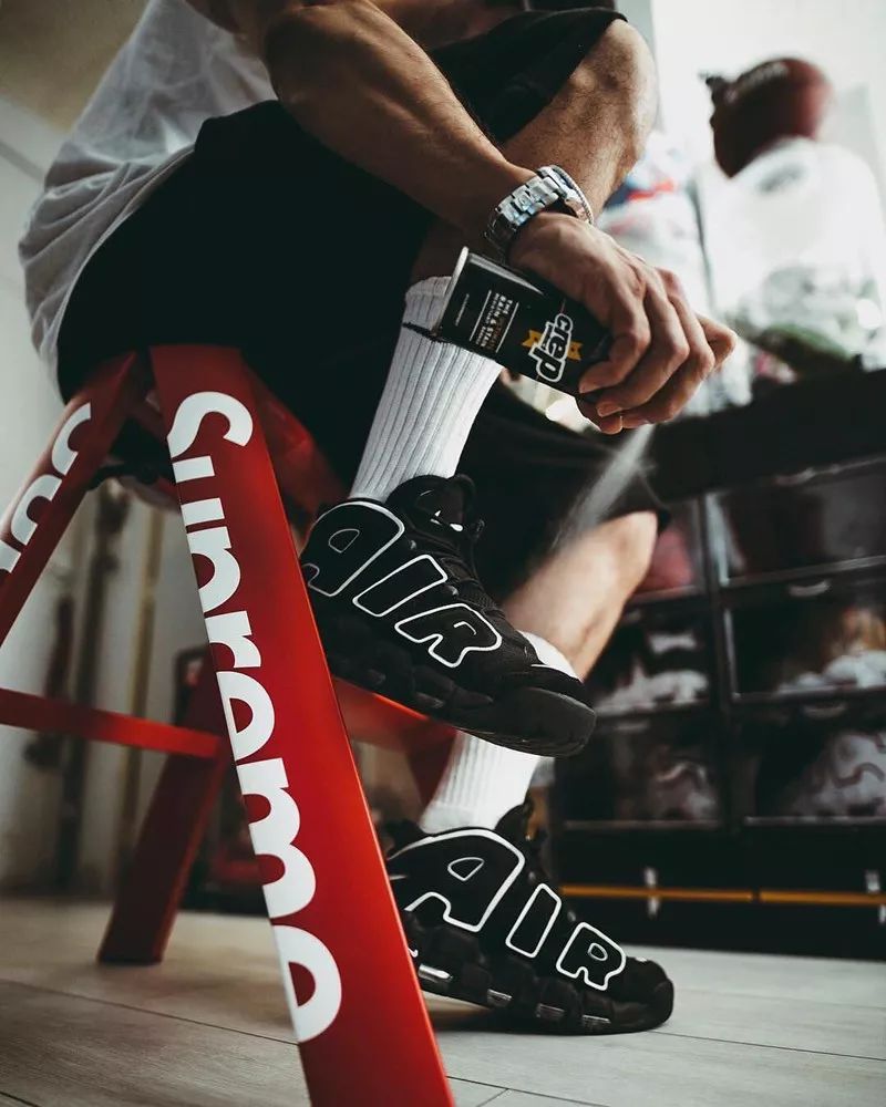 球鞋脏了怎么处理,球鞋表面脏了怎么清理