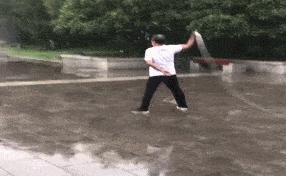 盘点那些奇葩的健身方式,你根本想象不到民间健身有多狂野