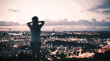 她搜集500个女神，组成世界美女地图，其中没有一张是网红脸