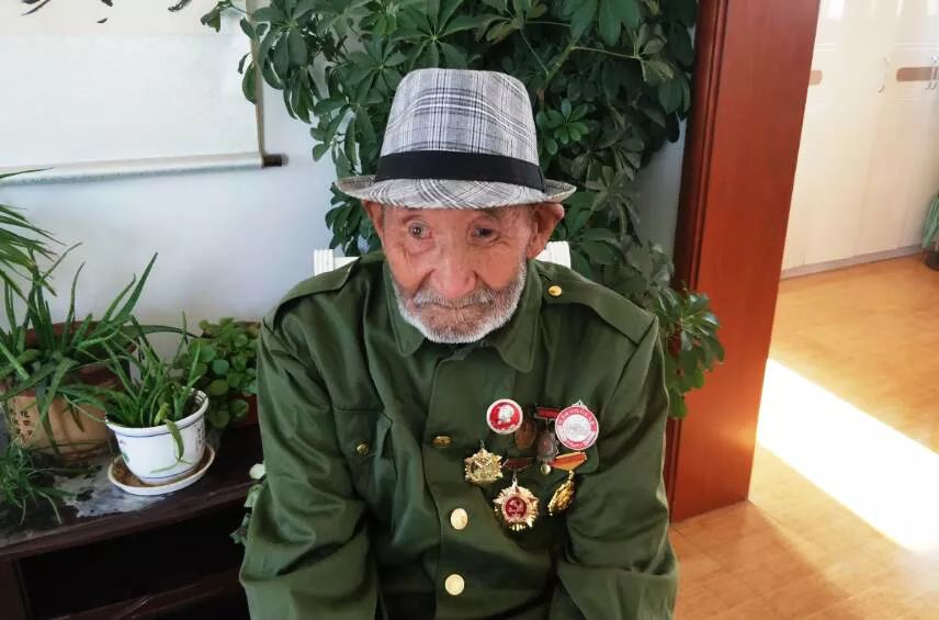 官宣！26张图，有咱乌审人暖暖敬老情，亮点在最后~