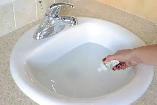 羊毛衣每次洗都缩水吗,怎么让羊毛衣不会掉毛