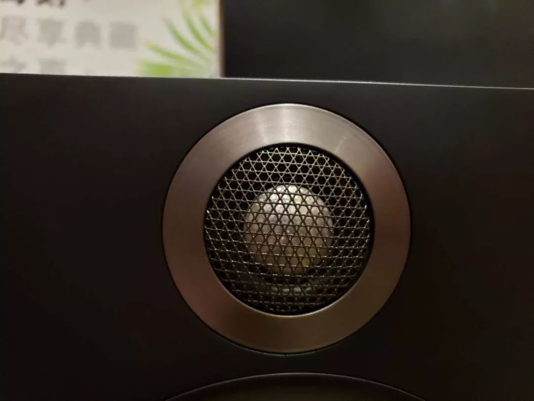 bowerswilkins耳机,宝华韦健formationduo评测