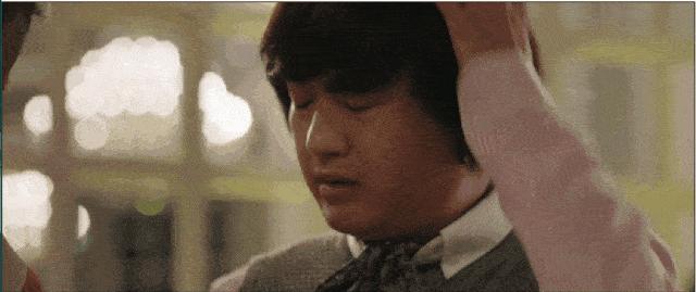 每天差不多掉多少头发算脱发,一天掉多少根头发算脱发