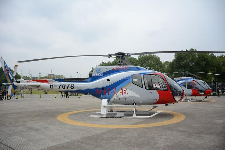 “开着直升机来抢人”这场招聘活动刷爆宁大学子的“朋友圈”