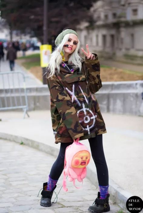 哪款休闲裤保暖又好看,保暖裤该买什么款又保暖又显瘦