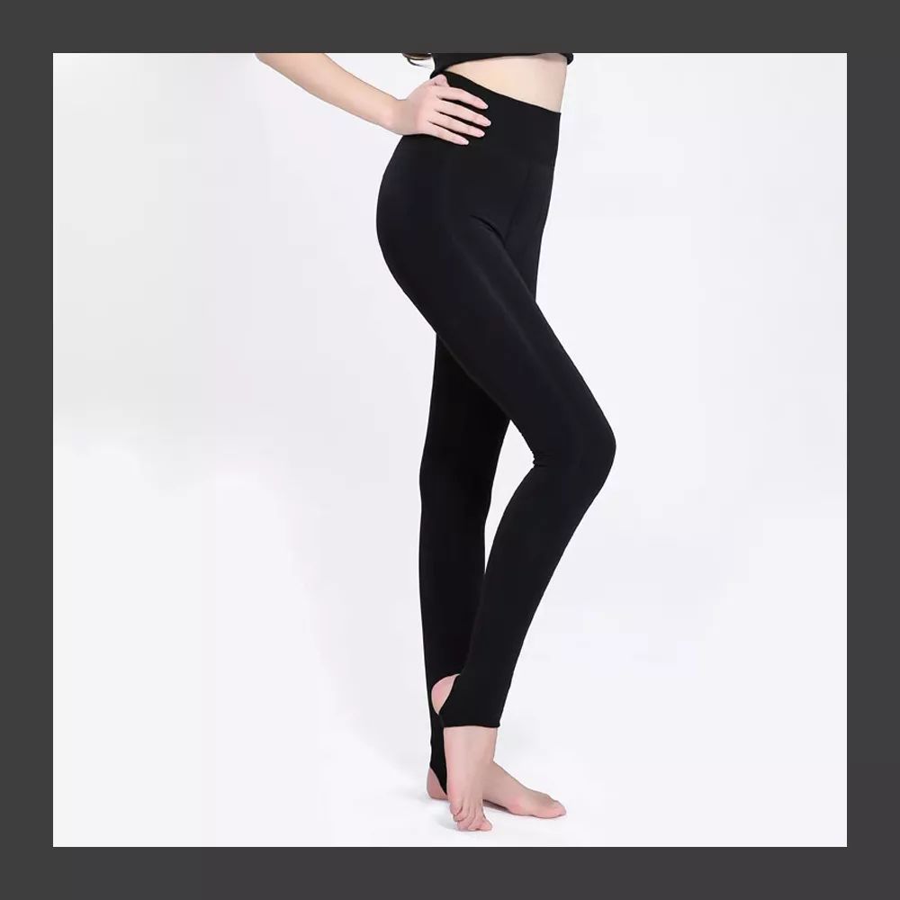 哪款休闲裤保暖又好看,保暖裤该买什么款又保暖又显瘦