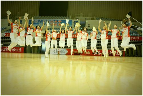 赛场英姿,赛场展雄姿健儿竞风流