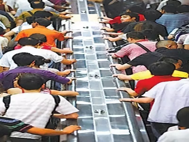 乘电梯注意事项有哪些,电梯临时使用注意事项