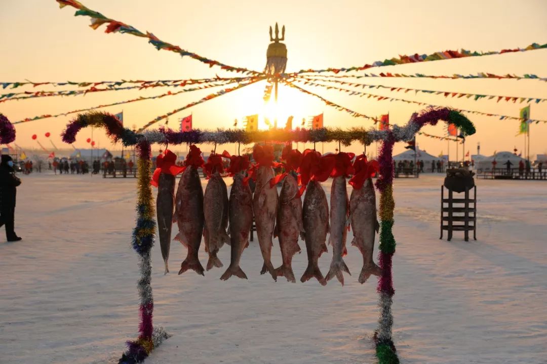 刘烨一家三口野外生活,刘烨旅游