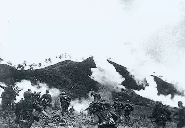 让3任司令震惊！这支“天下无敌”的部队，嘲笑中国*队军**“不怎么样”，打起仗来太可怕了……