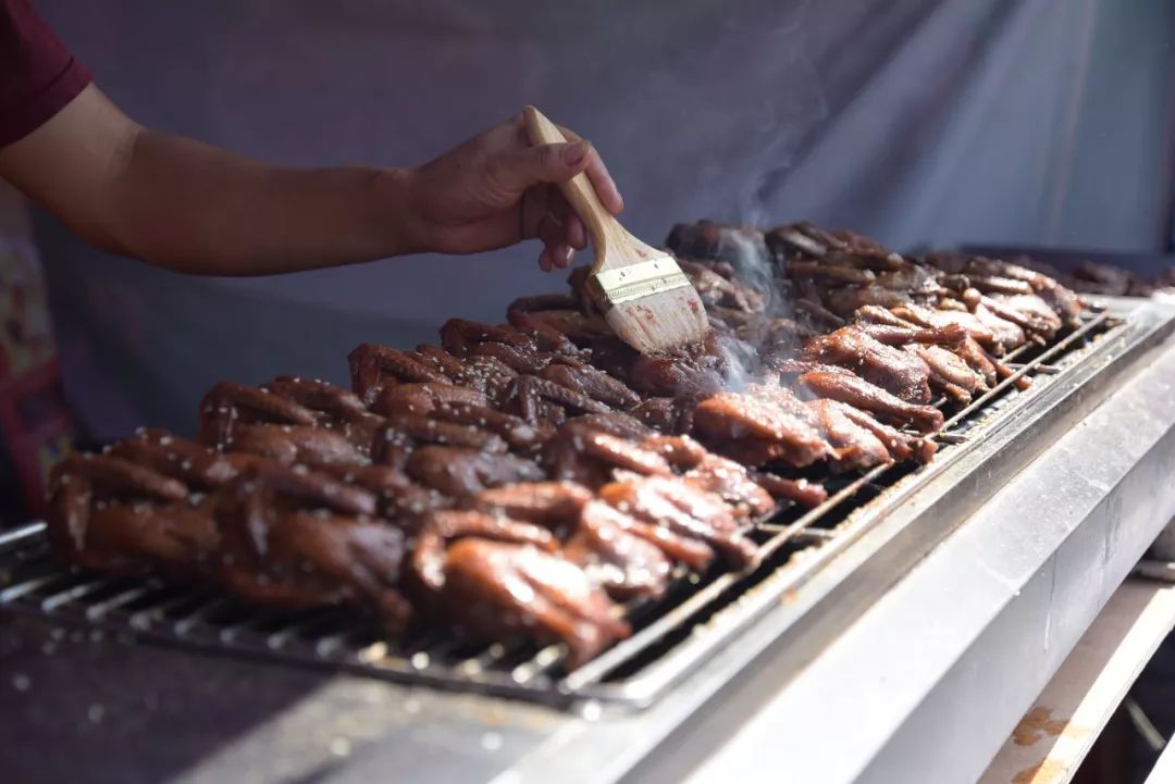 汇聚美食优惠团购,今年梧州宝石美食节在什么地方