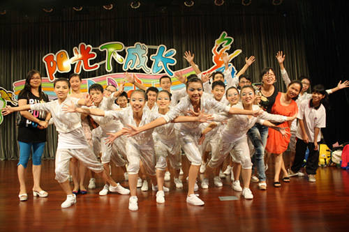 身体倍儿壮、活泼阳光心开朗，说的就是咱们里水童鞋！