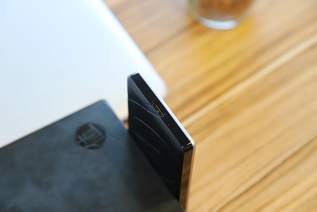 希捷简系列移动硬盘测评,希捷backupplus睿品拆解