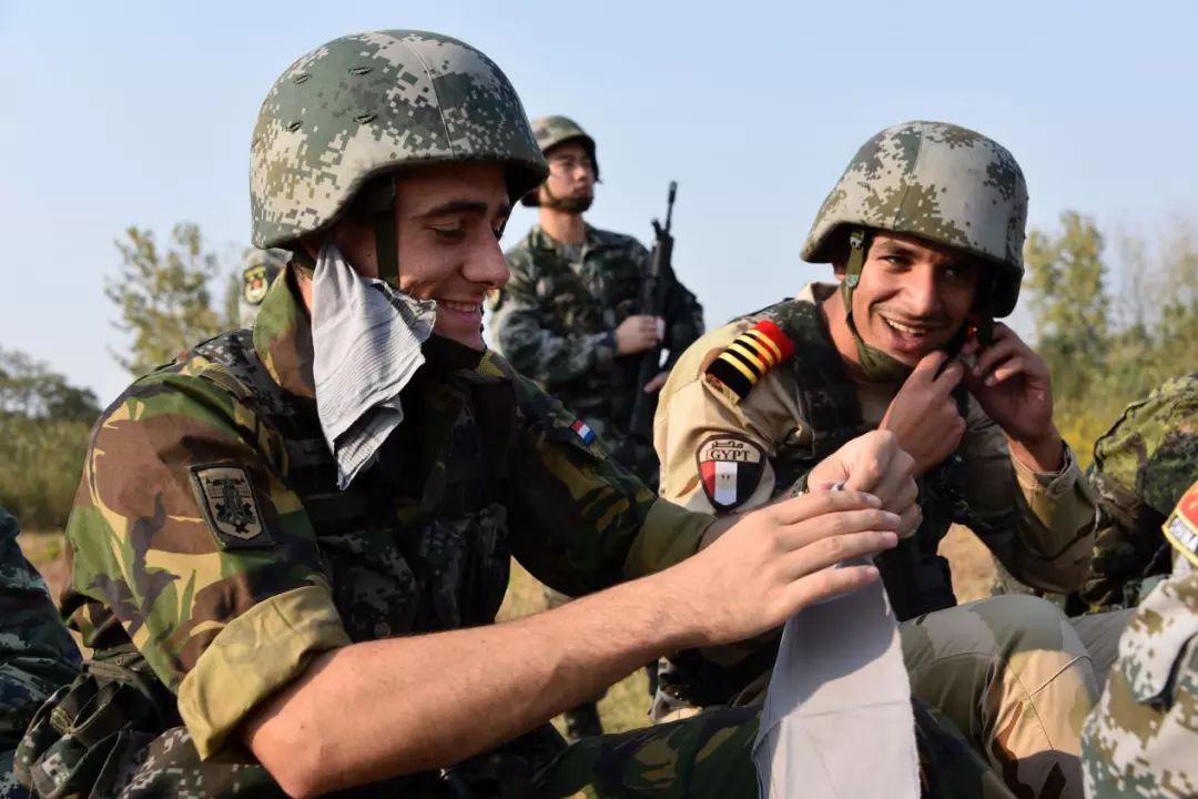 现场直击陆军,直击陆军某旅新年开训