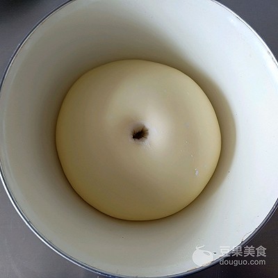 蜂蜜脆底小面包的教程,蜂蜜脆底小面包商用做法