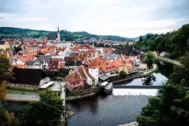 舒适的旅游体验,舒适惬意的欧洲小镇生活