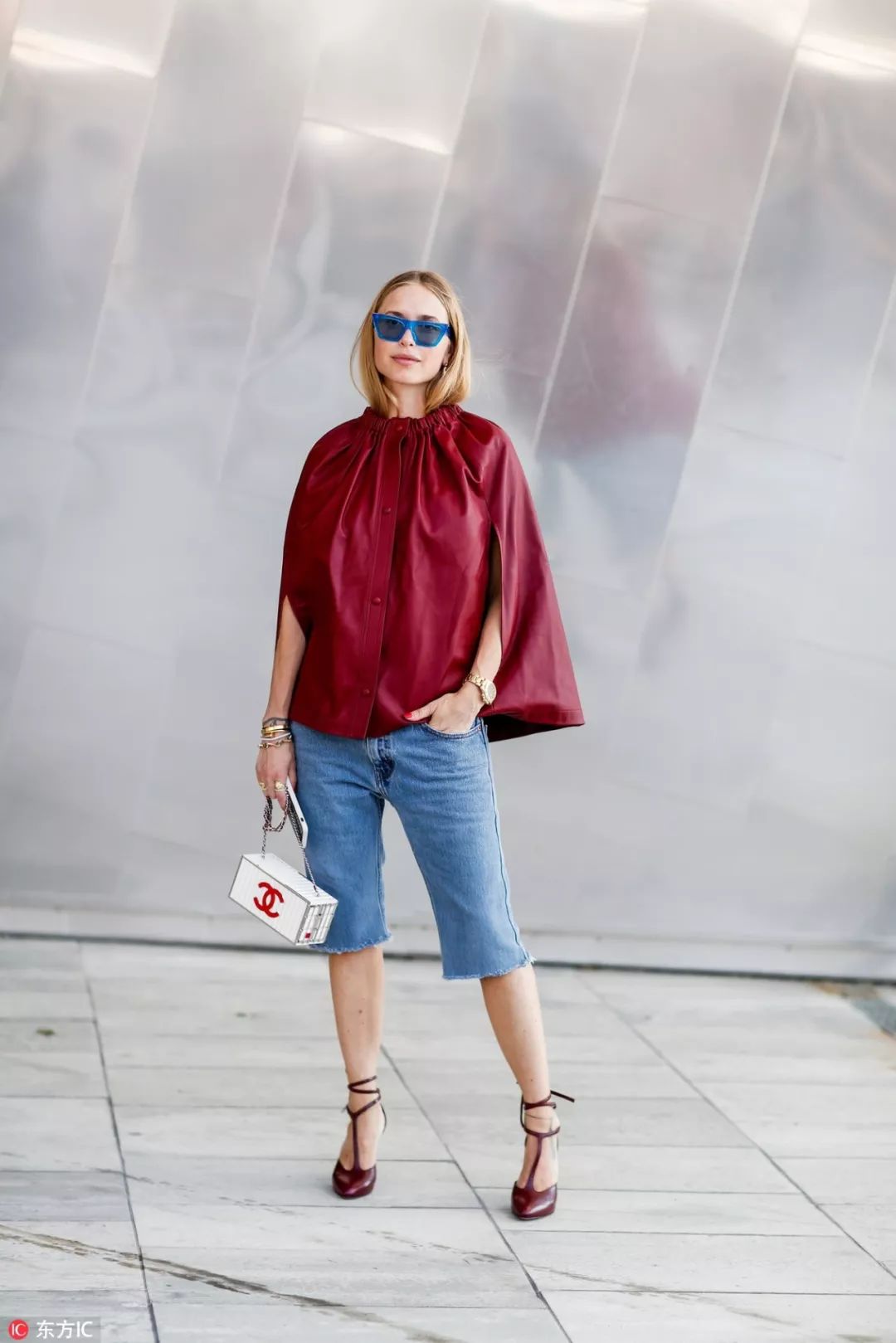 鞋带绕脚脖,鞋带勒脚脖会水肿吗